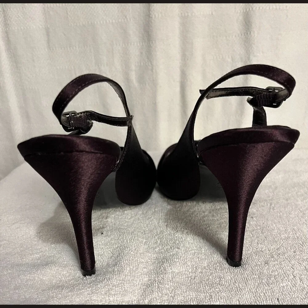 Lulu Townsend Valissa‎ Slingback Formal Burgundy Satin Buckle